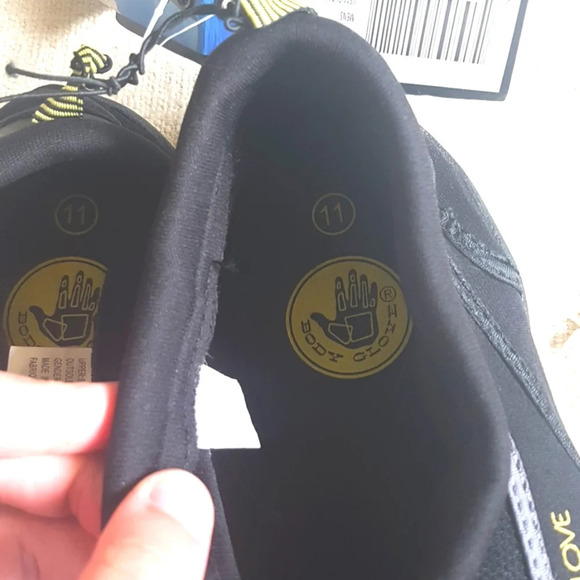 NWT Body Glove Mens Rip Tide black and Yellow size 11 aquasocks - Picture 4 of 6
